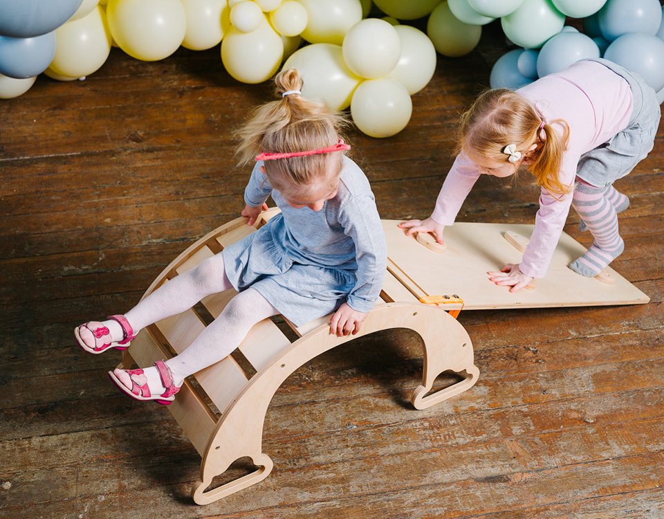 Sway Rainbow Šūpoļu Komplekts – Krāsains Piedzīvojums Aktīvai Spēlei! - Image 12