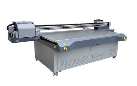 YC2513H UV Flatbed Printer – profesionāla druka!